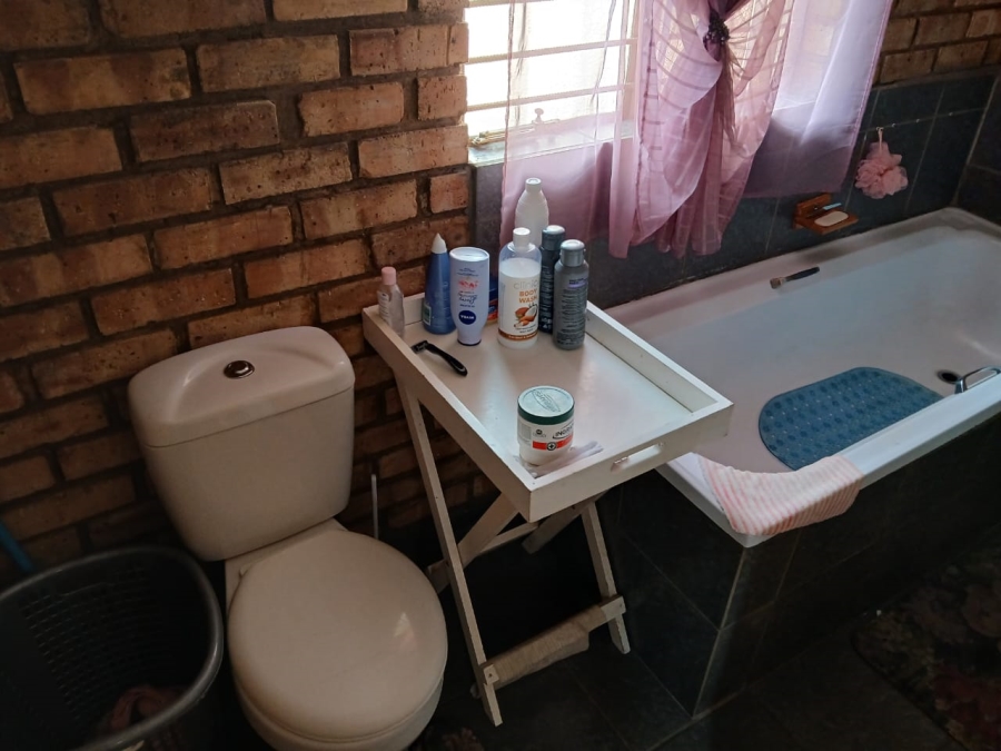 3 Bedroom Property for Sale in Bodorp North West
